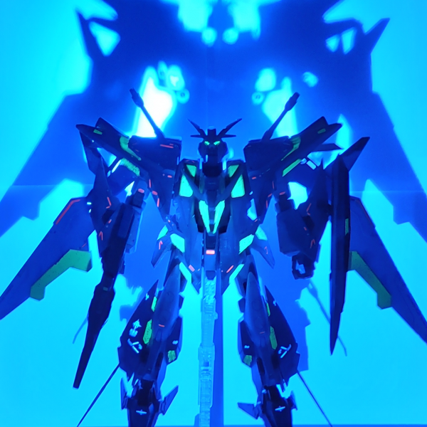 HG クスィーガンダム Ξ〚サイコフレーム〛