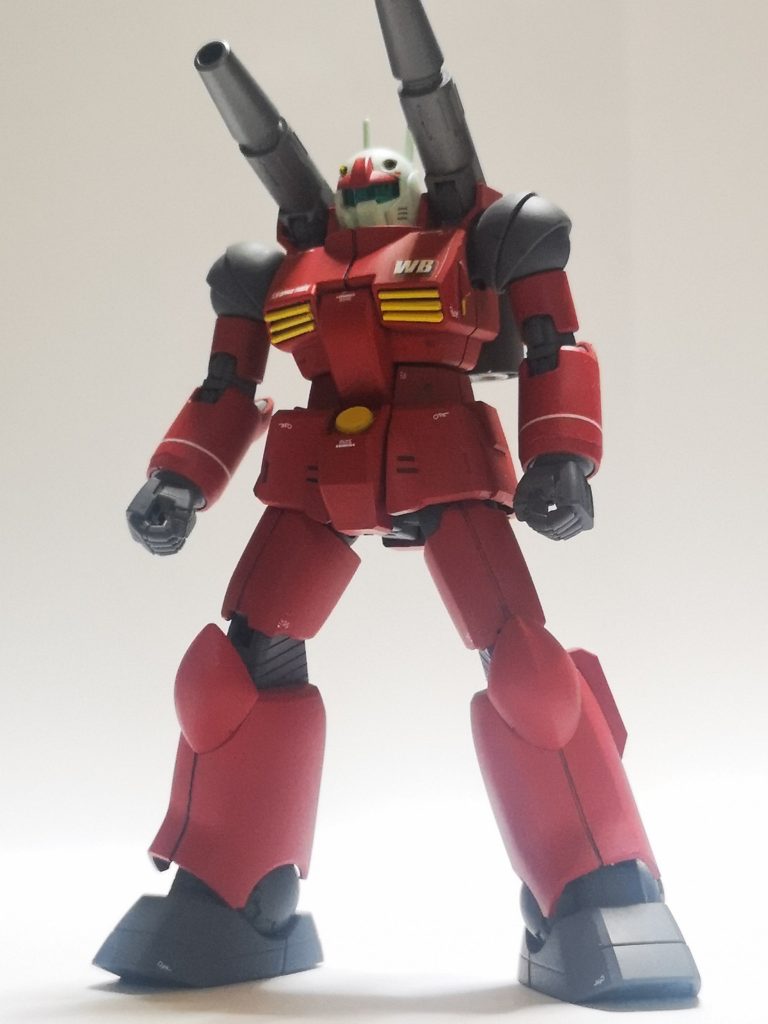 元のデザインが好きなのであまりいじらず…首は短縮、胸のダクトはプラ版で作製