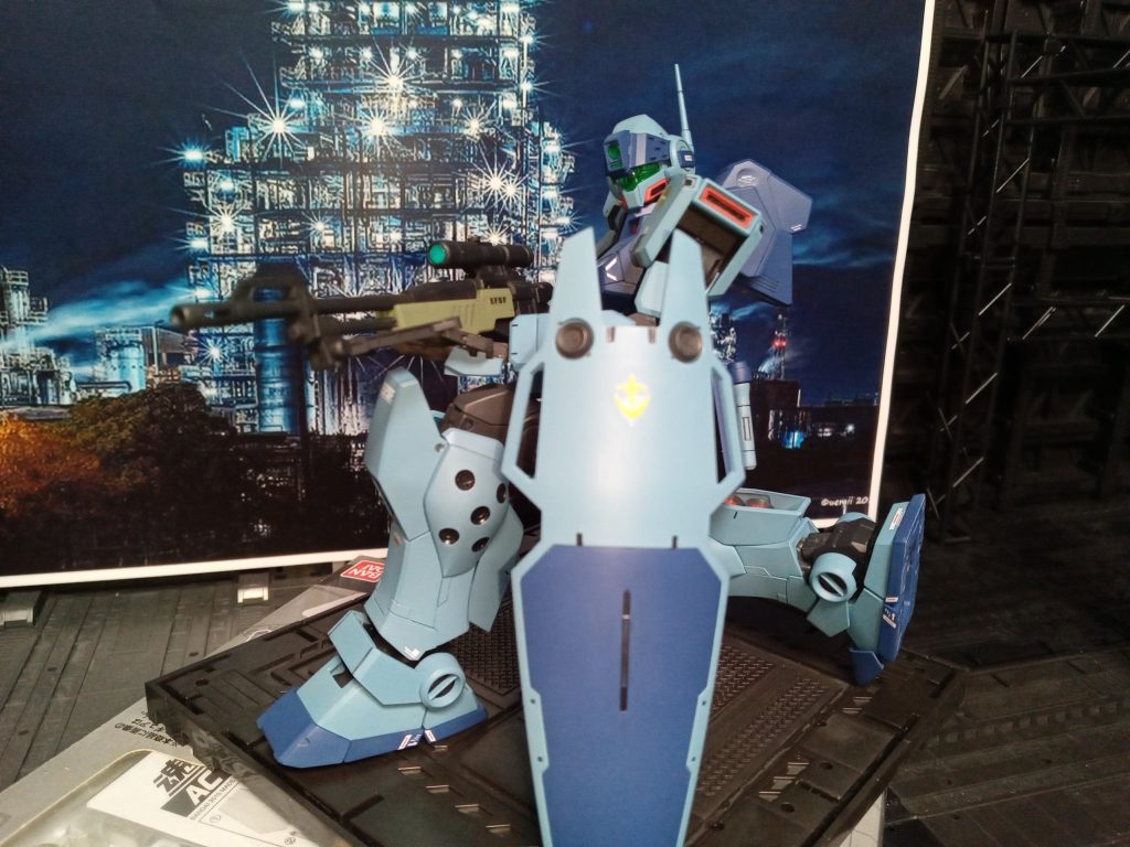 仕事のできる、イイ男って感じのMSですな。