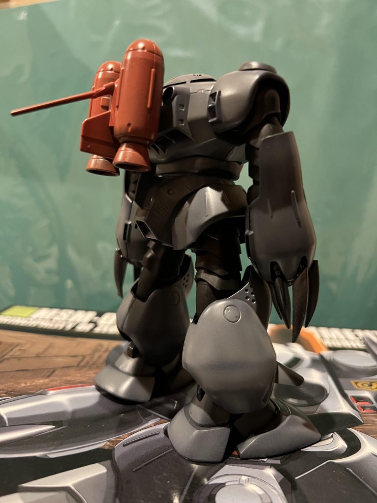 ズゴックe 初めての黒立ち上げ–3枚目/制作者：しまもとさかな