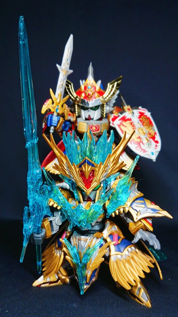 デザインも大変優秀で、制作も塗装も楽しいキットでした。アーサーを素体に新しい騎士を作って、またマスキング地獄をやりたいです。