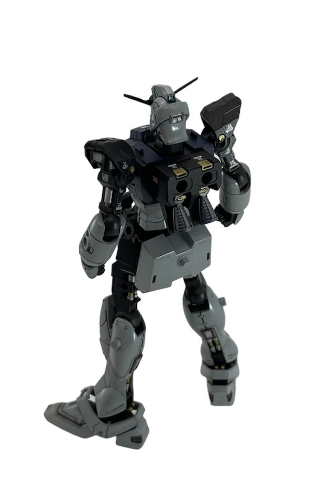 このメカメカしさ・・んーっ!たまんない!  古くはムーバブルフレームとゆう概念でZガンダムに登場するMSの多くはフレームが見えていたり換装に関してもF90など、いろいろと存在しているため、このG-セイバーが初めての要素とゆうワケではありませんが、子供ながらにこのデザインには度肝を抜かれました💦まだSEED放映前、先に商品化されたガンダムアストレイのパッケージを見た時にも勝手に繋がりがあるんじゃないか?!って想像したりもしてました(笑