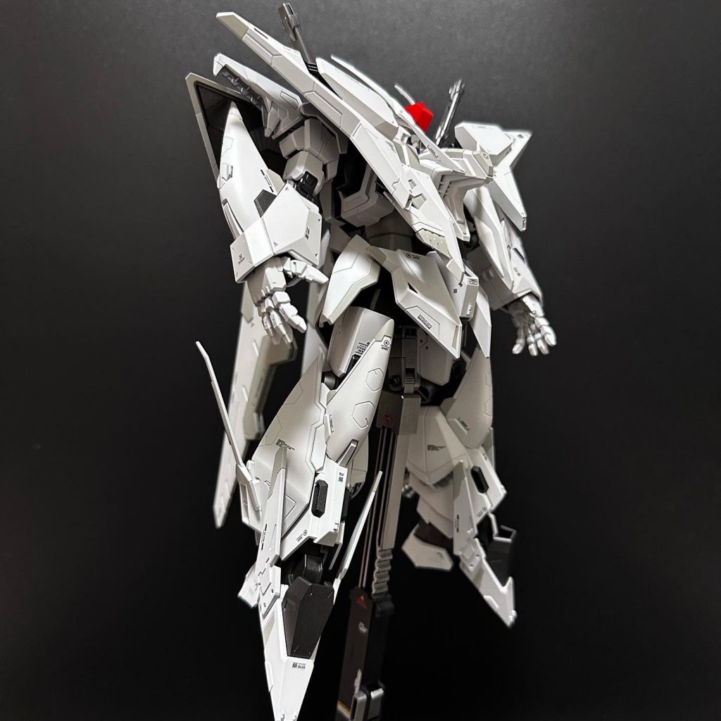 クスィーガンダム–5枚目/制作者：ジュン