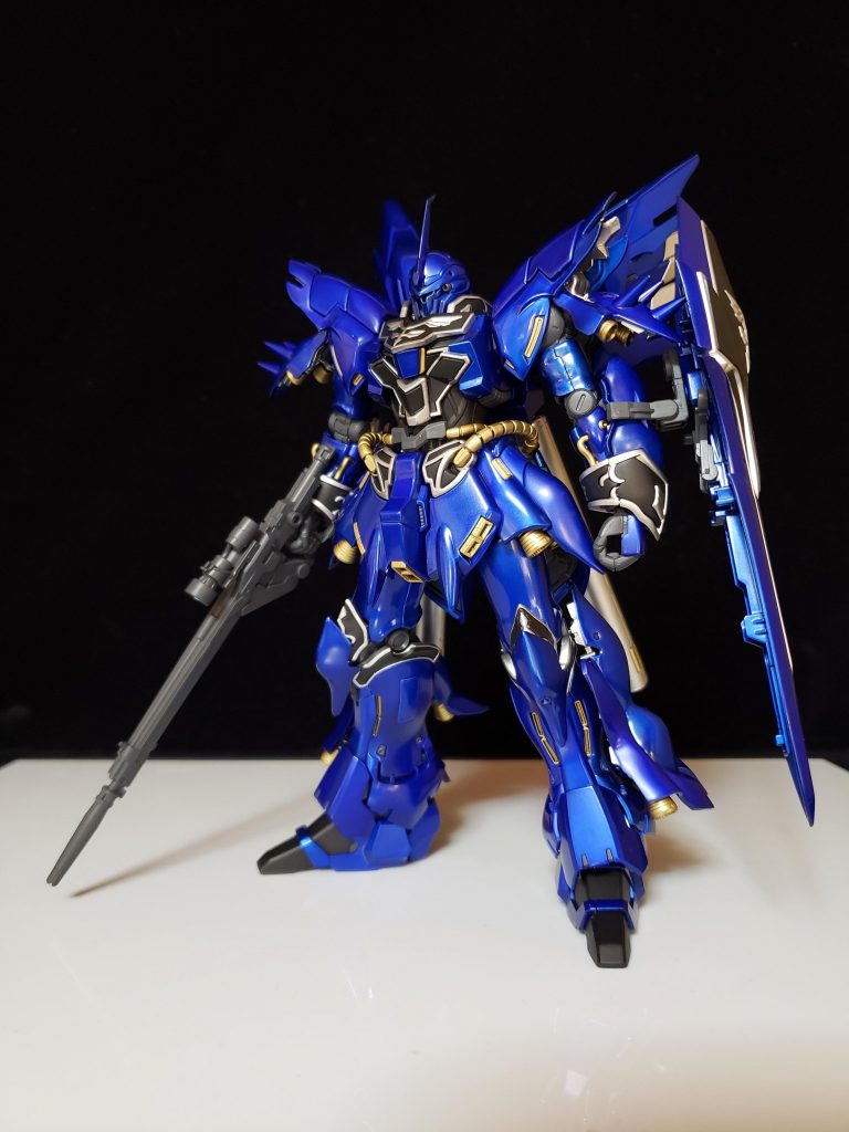 RGシナンジュ青のキャンディ塗装を試してみましたが滅茶苦茶難しかったです。