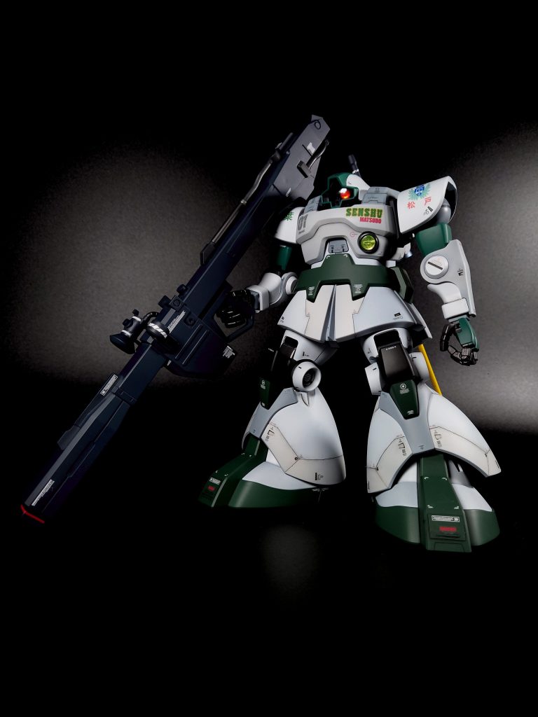 ちなみに去年はその方の出身校である専大松戸高校の甲子園初勝利記念のリックドムでした(誕生日が10月6日なので)