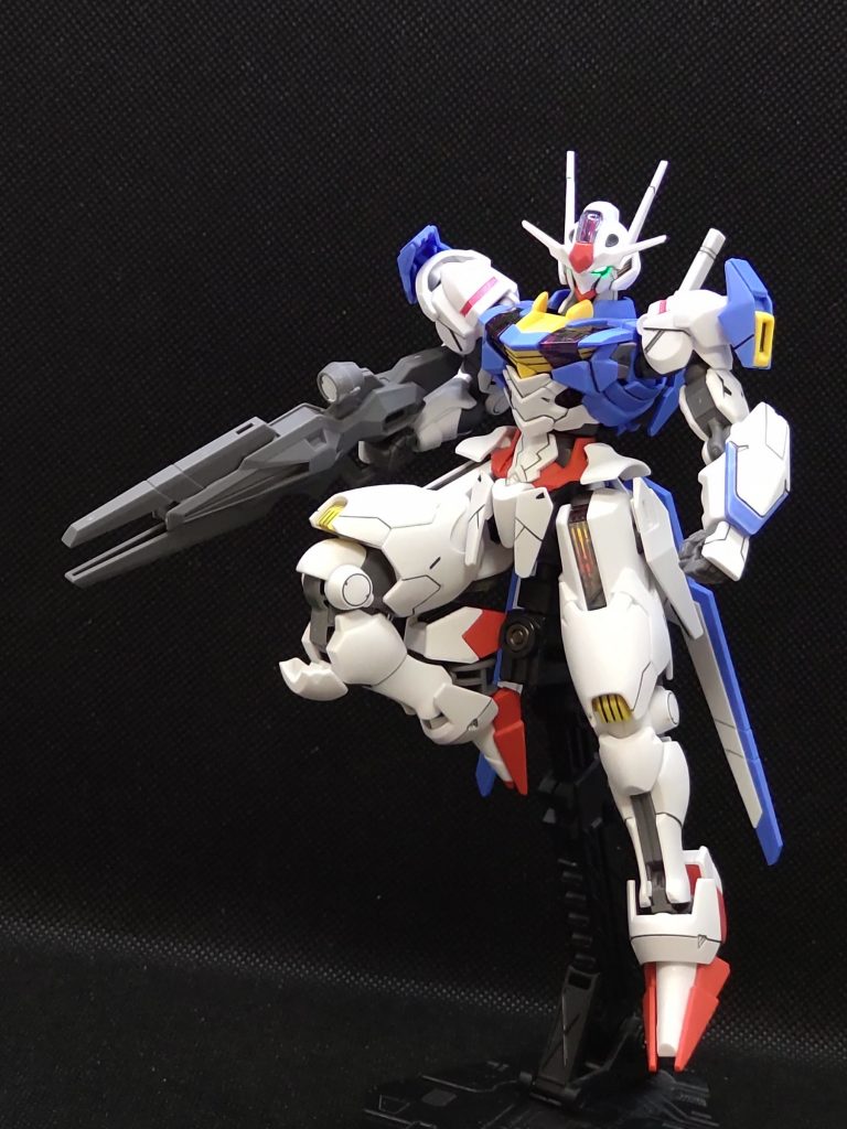 プロローグのシリアスな世界観も放送後話題になりましたが、第1話は第1話でまさかの百合展開でネットが騒然とし、色んな意味で話題の新作になってる事は見てて楽しいです(笑)