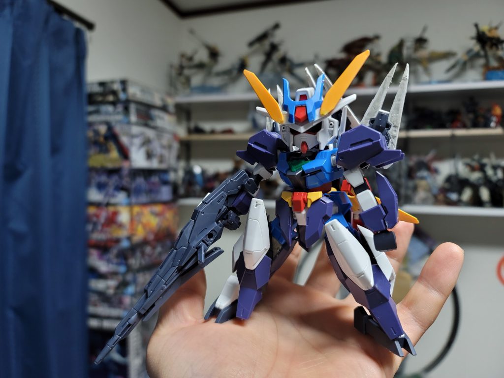 塗る前はこんな感じでした。アンテナに四苦八苦してます笑