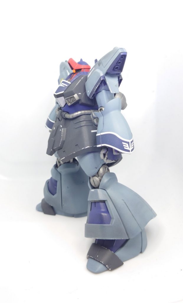 エングレービングは付属のシールで。意外と優秀なシールでした♪