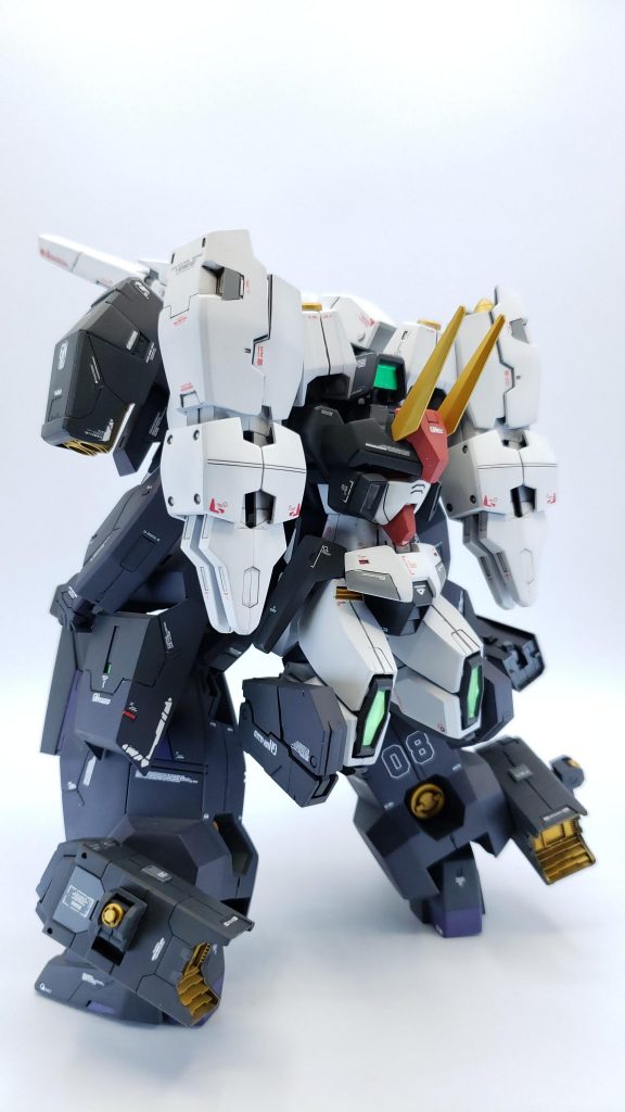 GNHW/3Gを作る技術がなかったけど、自分好みのボリューミーなモリモリ武装シルエットとなりました🤤