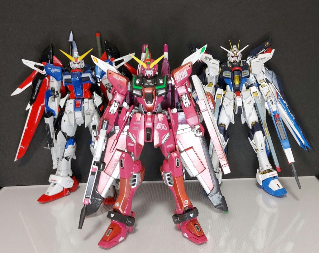 CEのRGと並べてみました。どうでしょう、RGに見劣りしてませんでしょうか?