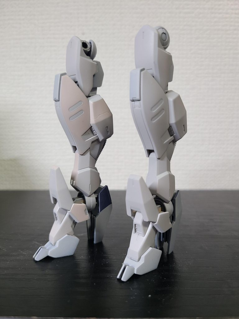 少しデティールの追加など。合わせ目が出ないのは良いキット