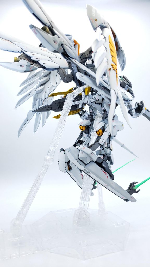 正義の女神「アストレア type フリューゲル」–3枚目/制作者：ル・クルーゼ