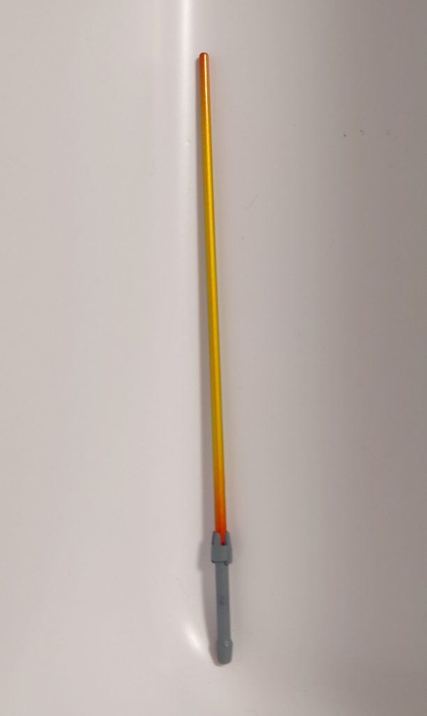 ヒート・サーベルは、シルバーの上から、クリアイエロー、両端にクリアオレンジ、最後に両端に気持ちクリアレッドを吹きかけています。熱っぽさを再現出来たらなと。