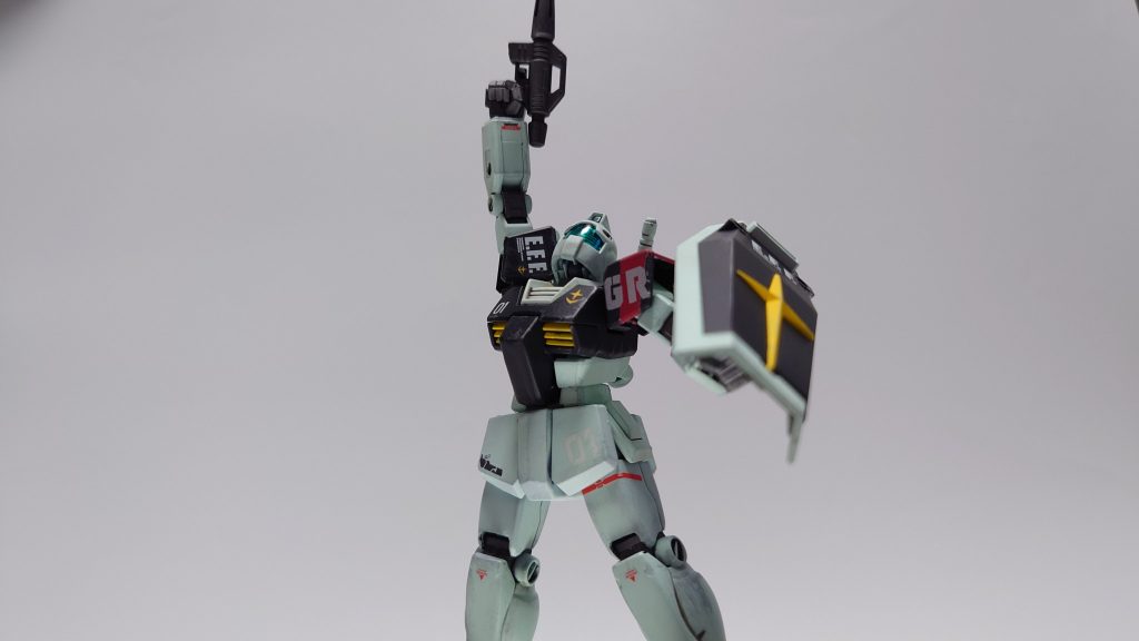 ミキシングにはEGガンダムを使用したのでジムでもご覧の通りポージング(*´▽｀*)