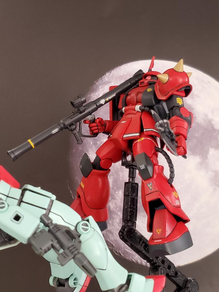 ジョニー・ライデンは戦功を重ね、エースパイロットを集めた部隊『キマイラ隊』への召集がかかり、高機動型ザクIIを受領したとの事です……✨