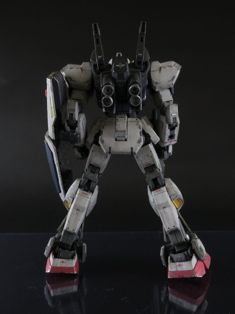 いつも通りスポンジチッピングをやりましたが、このキットはパーツをばらせないので、かなり無理矢理やりました。結果、いまいちな感じに…ドライブラシにすべきでした。