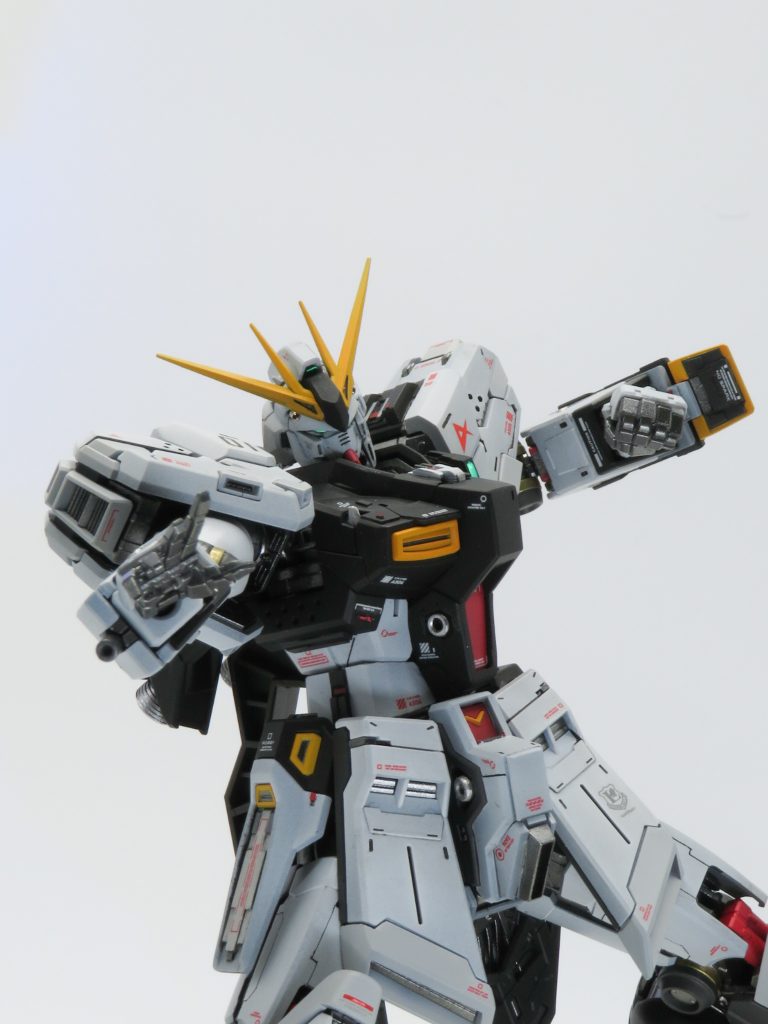 殴り合い宇宙マッシブな機体になったので、肉弾戦も似合う