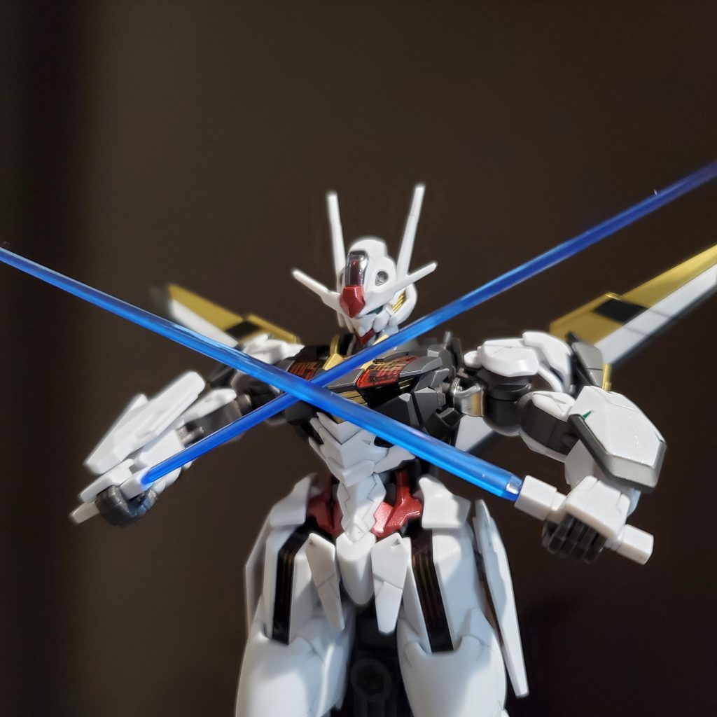 さらにヘリオスと同じ発想で上向きに着けても翼っぽくてヒロイックな感じでかっこよ！これも息子発案、ナイスゥー！７年ぶりのテレビシリーズ、家族で楽しみたいと思います！