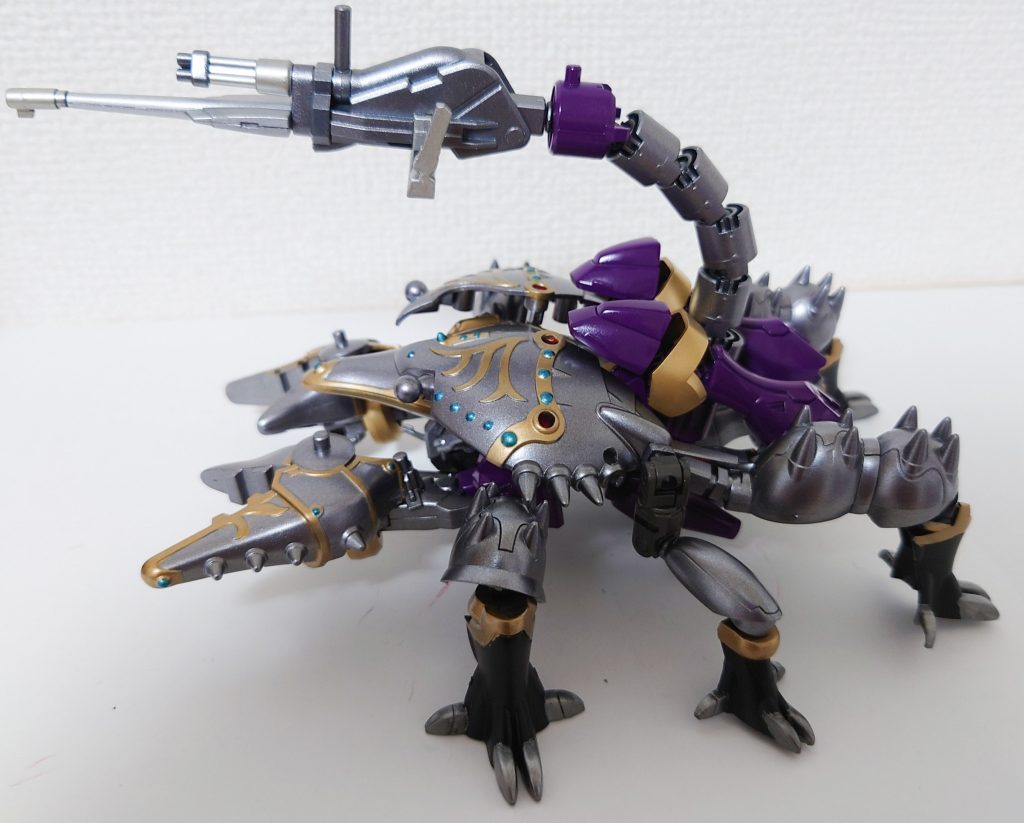 サソリ形態　側面