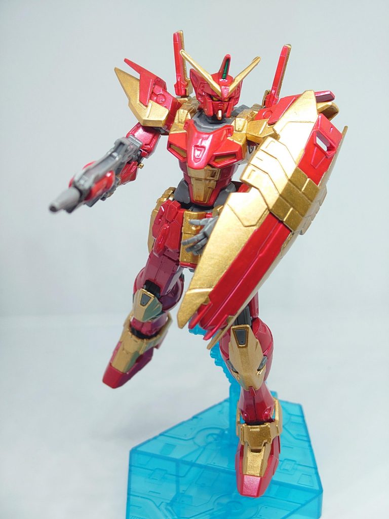 赤基調のジェミナスはガンダムポリュクスがありますが、立体化はされてないからセーフかな❓