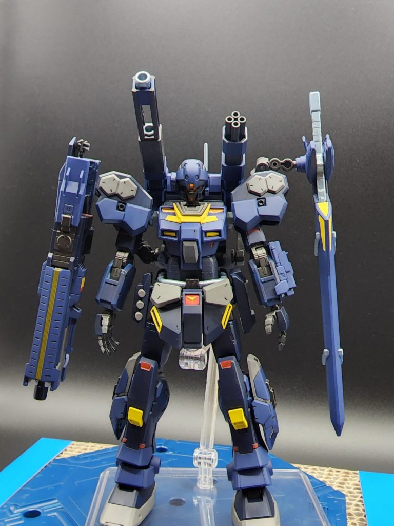 エネルギーの消費等を無視すれば両方の同時装備も可能。