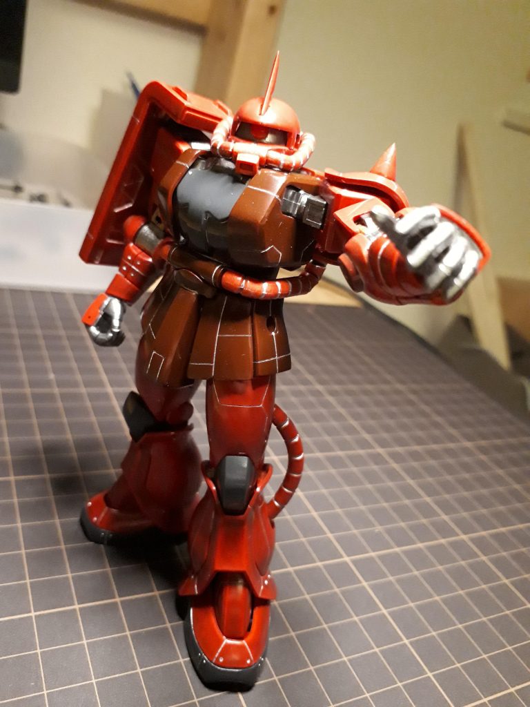 基本色の塗装とスミ入れ(二度目)まで終えたところ。