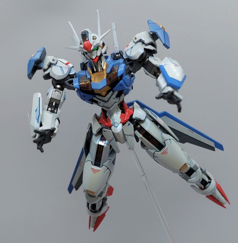 スレッタの乗機ということで、ウェザリングは避け、綺麗に仕上げることを心掛けました。