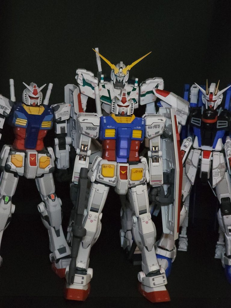 最後は我が家の立像シリーズで♪ユニコーンはフルアーマーでしたが、スペースの都合で武装無しです。最後までご覧頂きありがとうございます♪ 次回はインパルス!久々に自分なりのアレンジで仕上げていきます。お楽しみに!