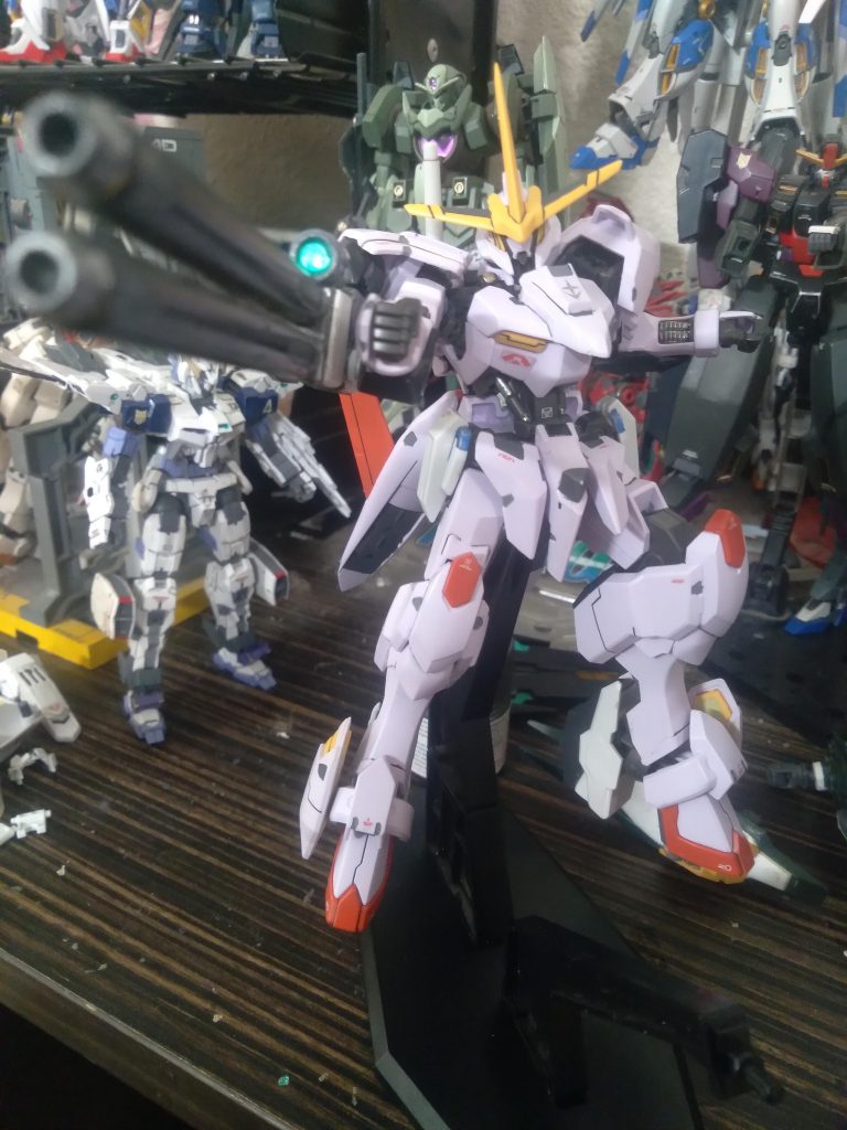 Equipped with twin beam launcher