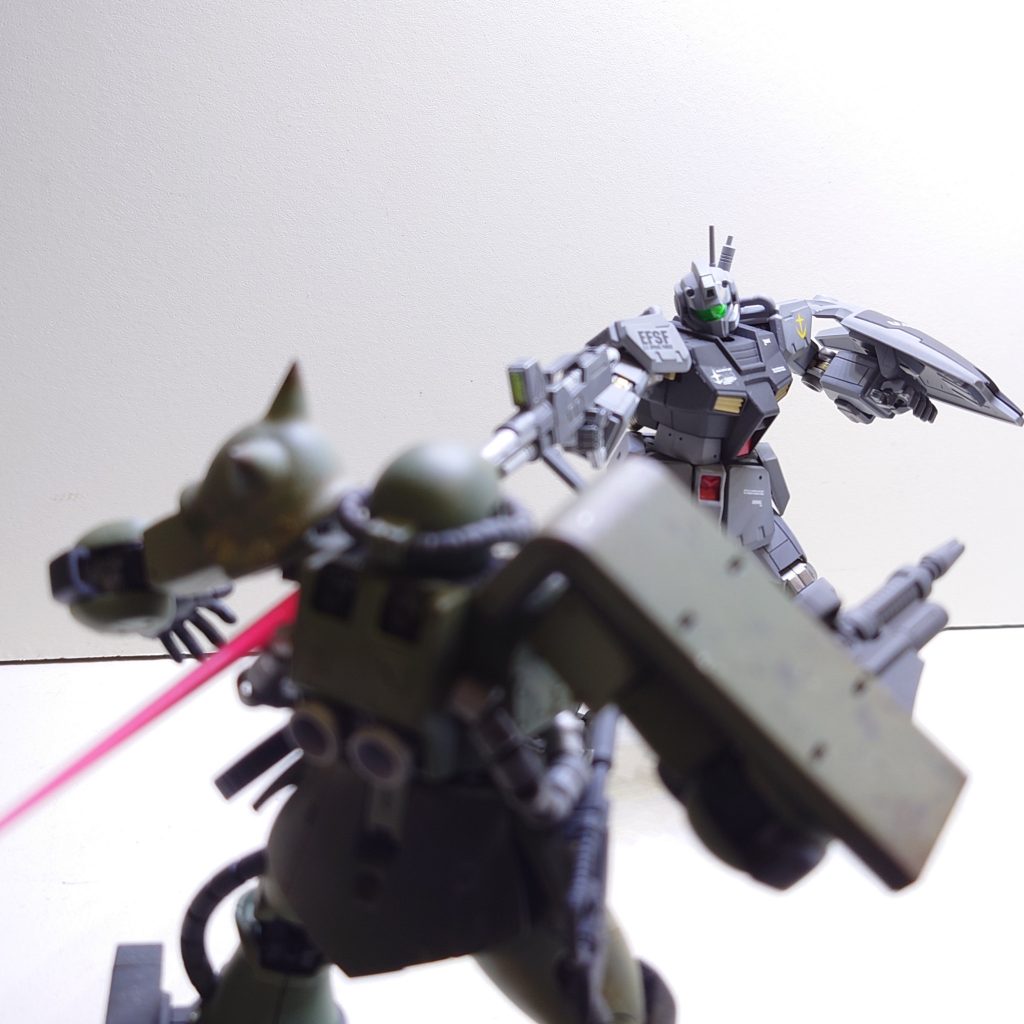 陸戦型ガンダムと同型