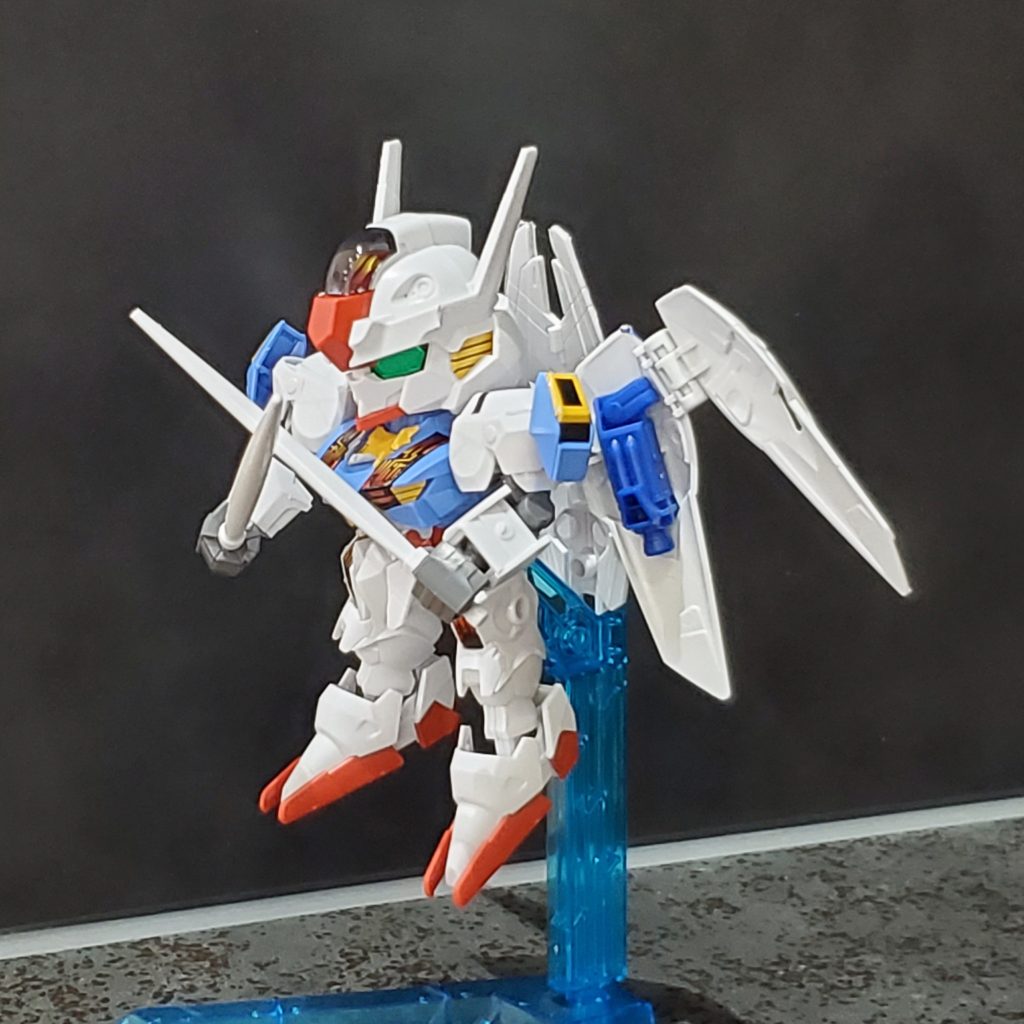 ウイングゼロのバックパックを移植しただけなんですが、これ実は最適解なんじゃないかってくらいにしっくり来てますよね!