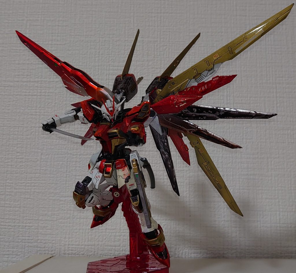 いつも通りデカールやシールは自由に使ってます