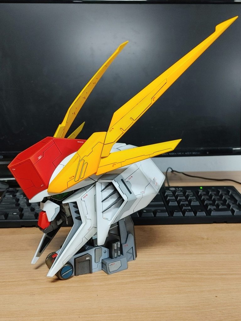 通常の1/24よりサイズが巨大です。明らかに XI が他よりも大きいので。