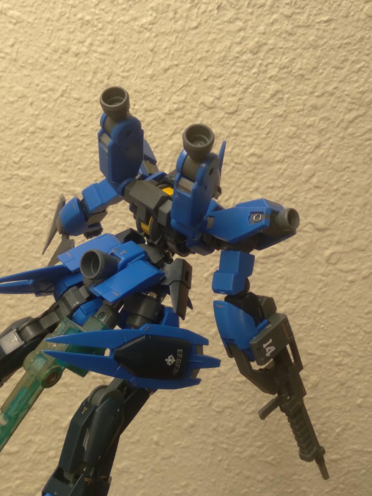 It definitely is meant to be a high mobility type. Soo many thrusters