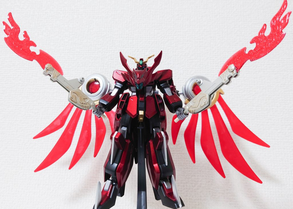 両腕の剣を装備した状態です。