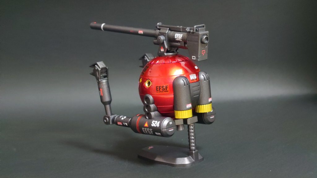 本体黄色も考えていたので、背中のノズルは実験的に黄色に。