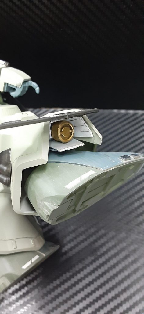 ホバリング発生装置はGN粒子が出そうです。