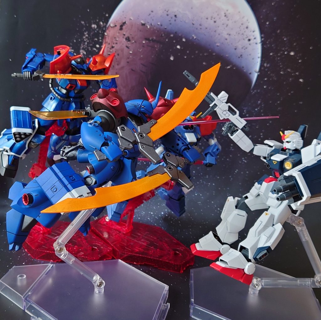 ア・バオア・クー決戦が進む中、何処かの宙域で――“また会えたな!今度は、以前のようなマグレは無いぞ!”“赤い肩のMS…まさか!”