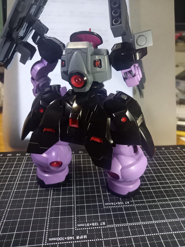 バックショット。後頭部塗り忘れてました。