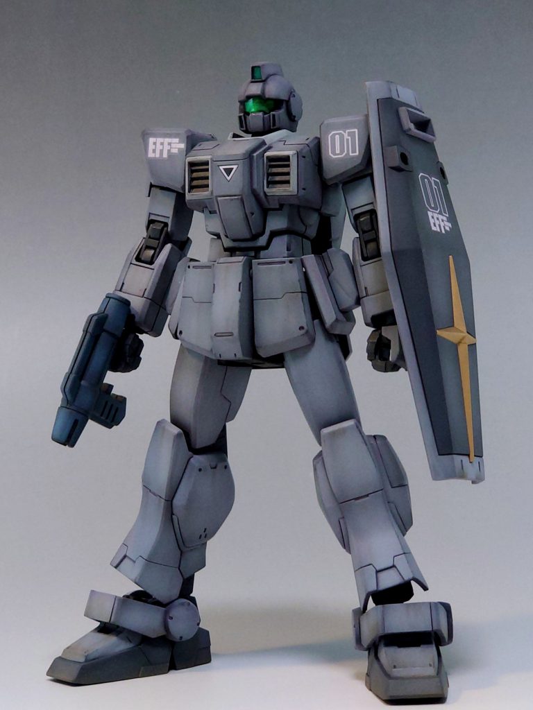 肩とシールドをREVIVEガンダム、スプレーガンをGMGMから流用してより普通のジムに見えるように。この形態がお気に入りです。