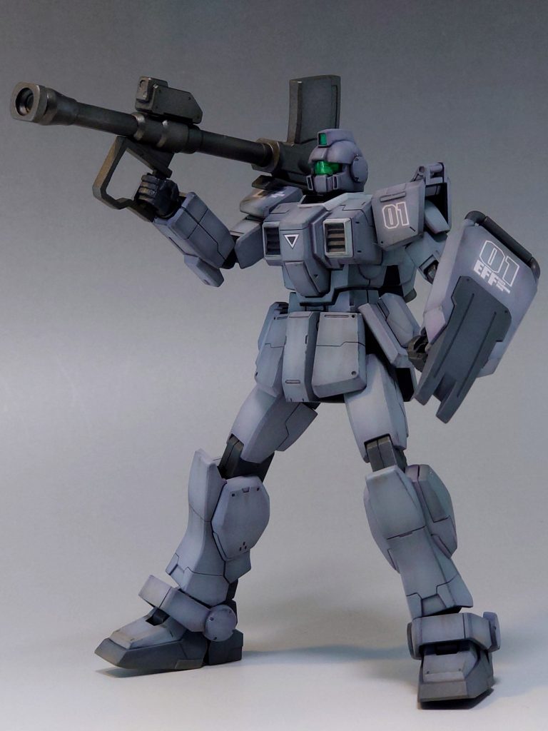 ロケットランチャーは黒鉄色→焼鉄色→ウォッシングして金属感を出しました。武器は各色使い分けてます。