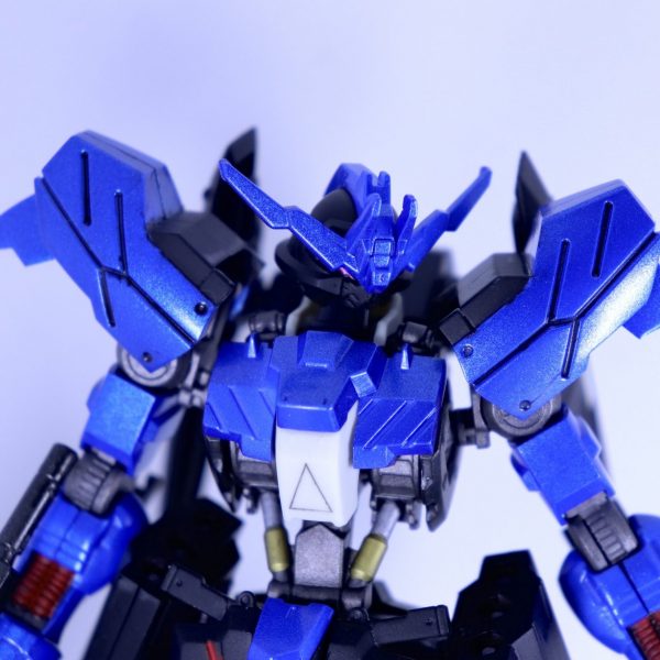 HGガンダムヴィダール