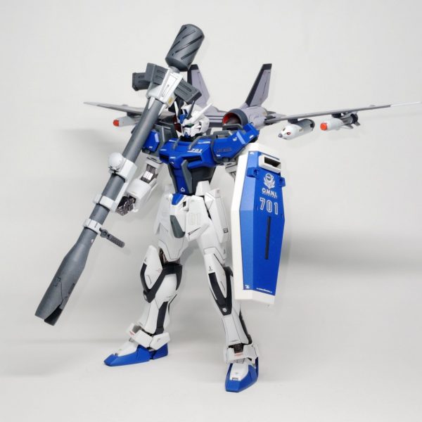 GAT-X105Y  ストライク(指揮官用小数量産型)