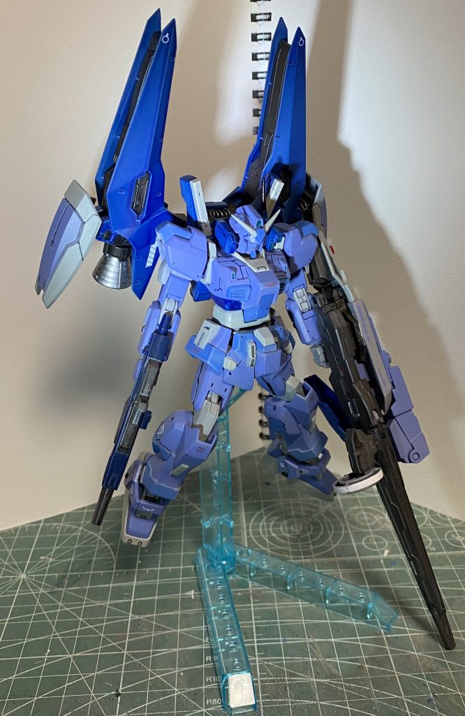 Mk-Ⅱならスーパーガンダムもあると思い、テルティウムアームズを本来のキットだとバックパック変換なのを変換なしで装着出来るようにしました。