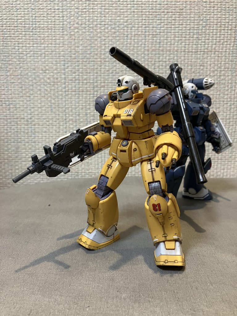 黄キャノンは、レトロな頭と三本指？を選択しました。昭和のロボット感がたまりませんね🤤艶消しトップコートで成形色のオモチャっぽさが薄まって重機感が増したと思っています。