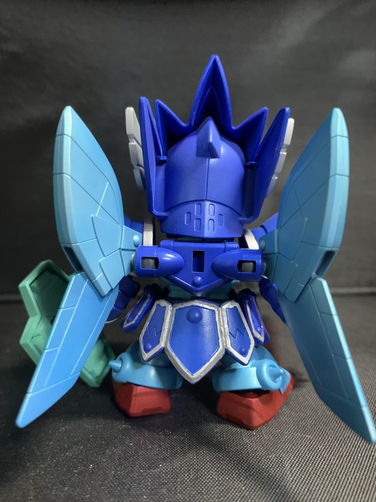 霞の鎧　青サフ→パールウルトラマリンブルーブリリアント→調色ホワイトクリアー→つや消し翼　青サフ→ブライトシルバー→調色ブルークリアー→調色ホワイトクリアー→つや消し