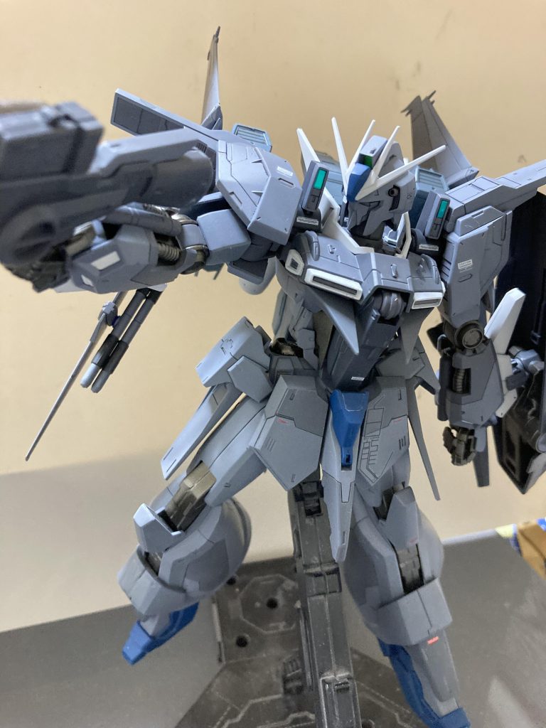 ビームライフル構えて見ました