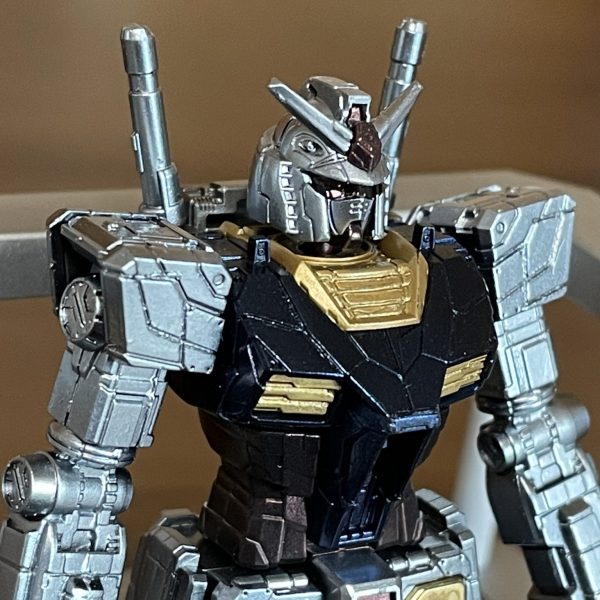 ガンダムF00　パール塗装習作