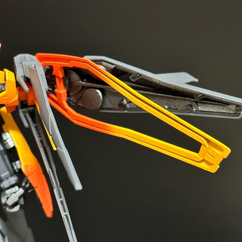 ガンダムエルオーブースター–5枚目/制作者：ジュン