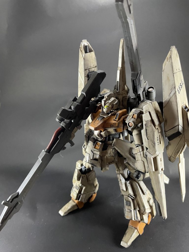 ウェザリングはウォッシング、ドライブラシを使っての汚しをしています😃